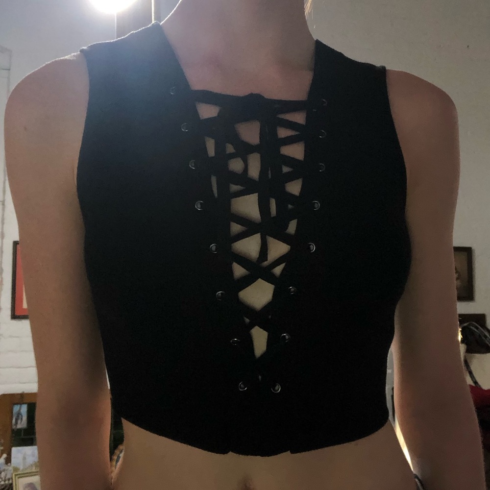 Black lace up crop top